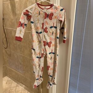 NWOT Carters Fleece Footed Pajamas